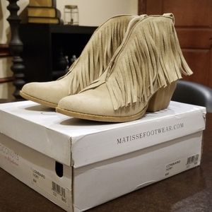 Coconuts by Matisse fringe booties
